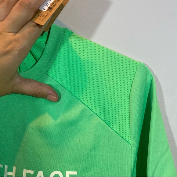 NEW North Face Boys T-Shirt Size L (age 10) - Picture 8 of 8